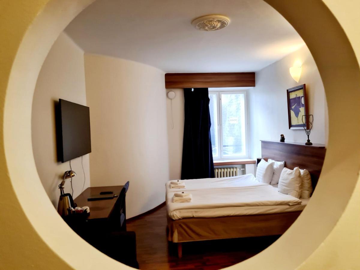 Hotel Midpoint Хельсинки Экстерьер фото