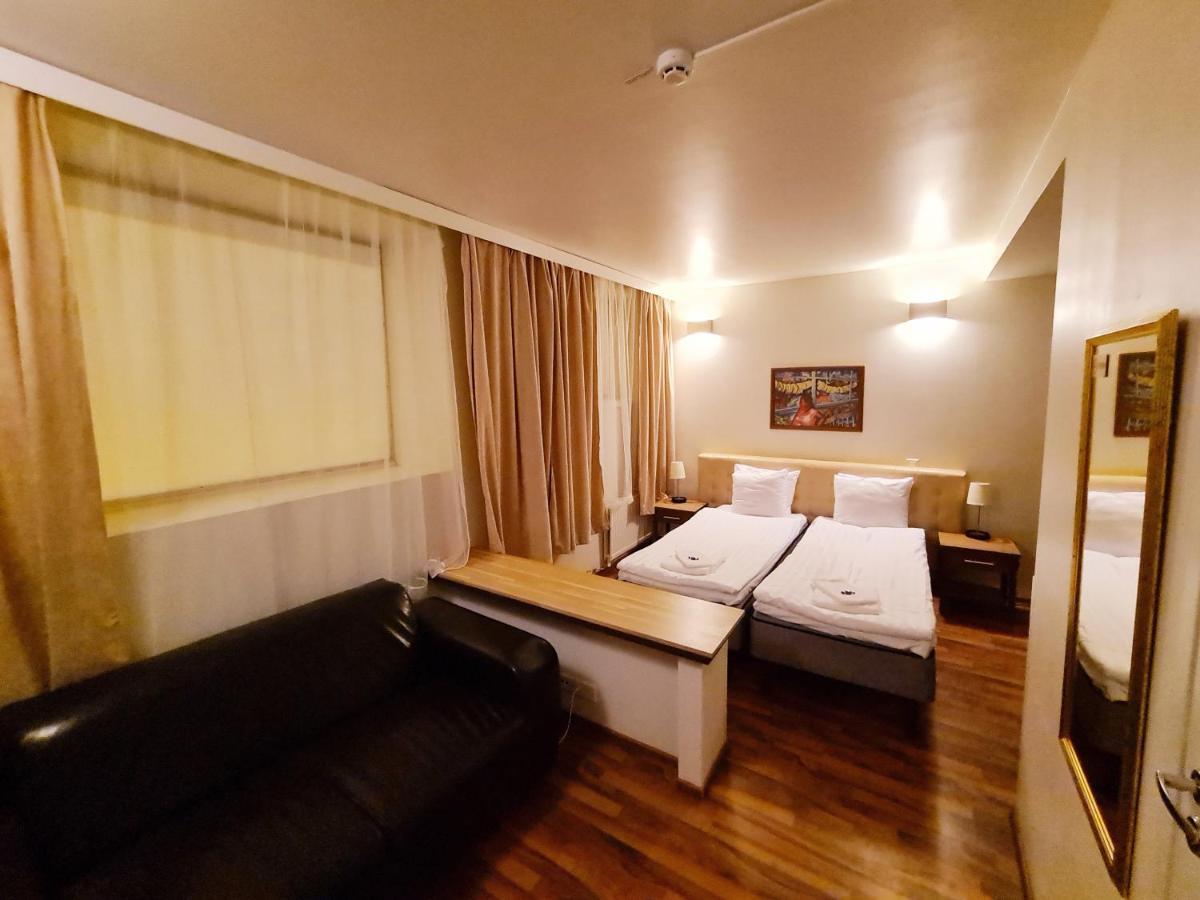 Hotel Midpoint Хельсинки Экстерьер фото